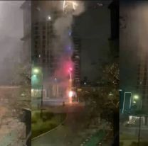 Con un sinfín de fuegos artificiales, los hinchas de Boca irrumpieron el sueño de Corinthians