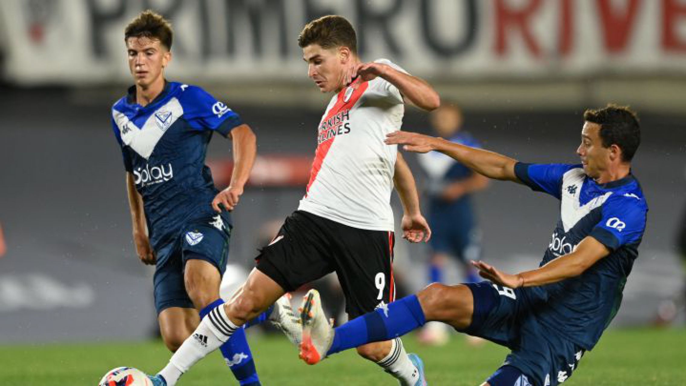 Fortinazo en Núñez: en una noche con polémicas, River no pudo con Vélez