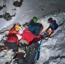 Un perro héroe rescató a un esquiador enterrado bajo un metro y medio de nieve