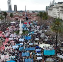 Sube la presión social: miles de personas piden un Salario Básico Universal en Plaza de Mayo