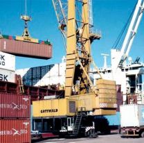 Las importaciones se dispararon a más de u$s8.500 millones y en junio hubo déficit comercial