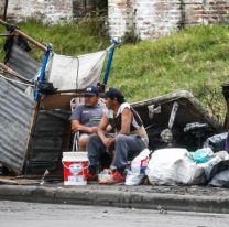 Una familia tipo necesita más de $ 100 mil para no ser pobre y el salario mínimo ya no cubre la indigencia