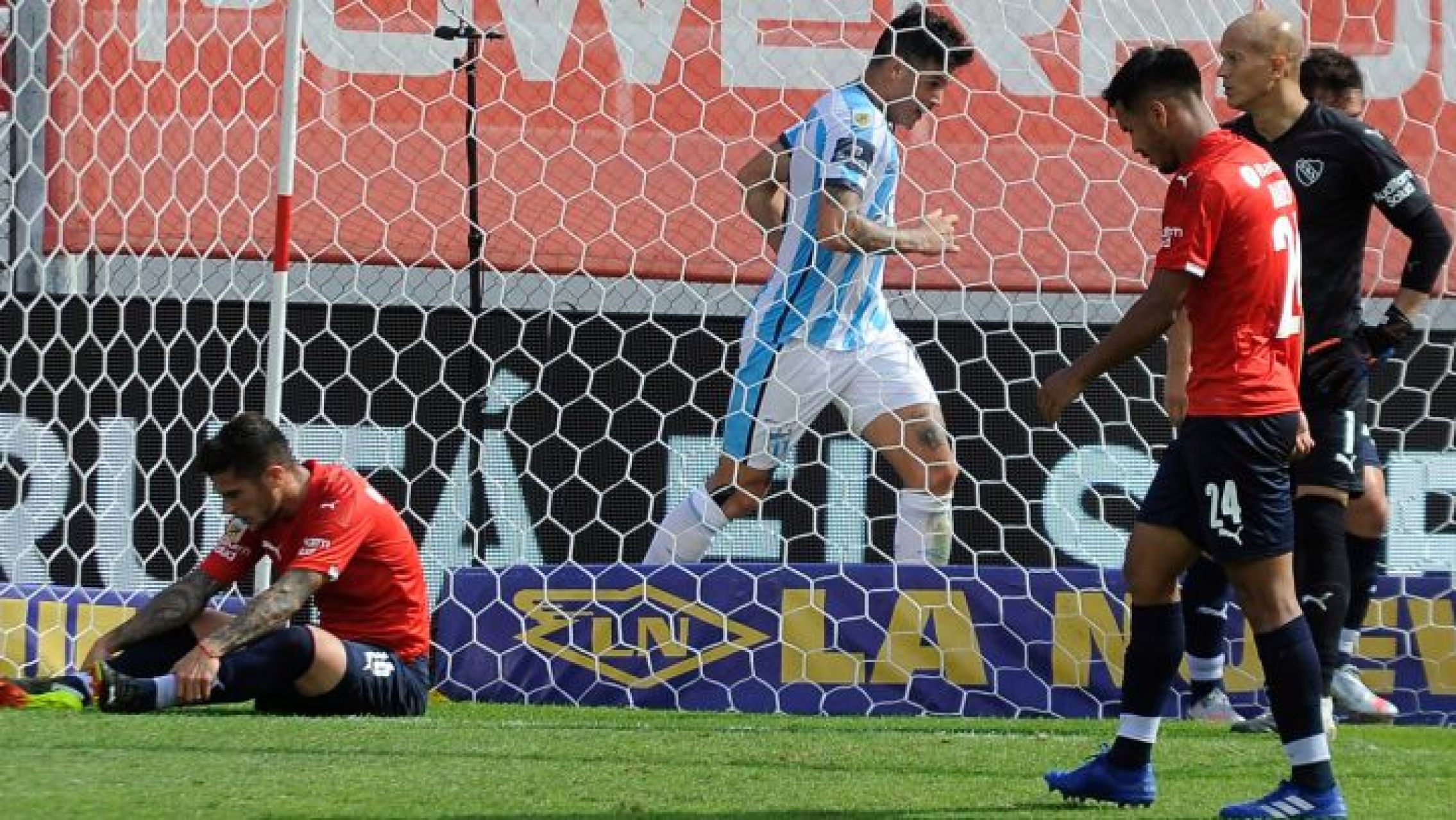 In-Deprimente: El Rojo perdió con Atlético Tucumán y agrava su crisis