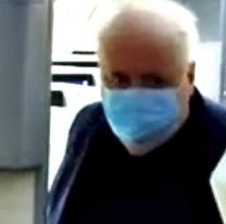 Ginés González García intentó golpear a una mujer que lo acusó de "robarse las vacunas"