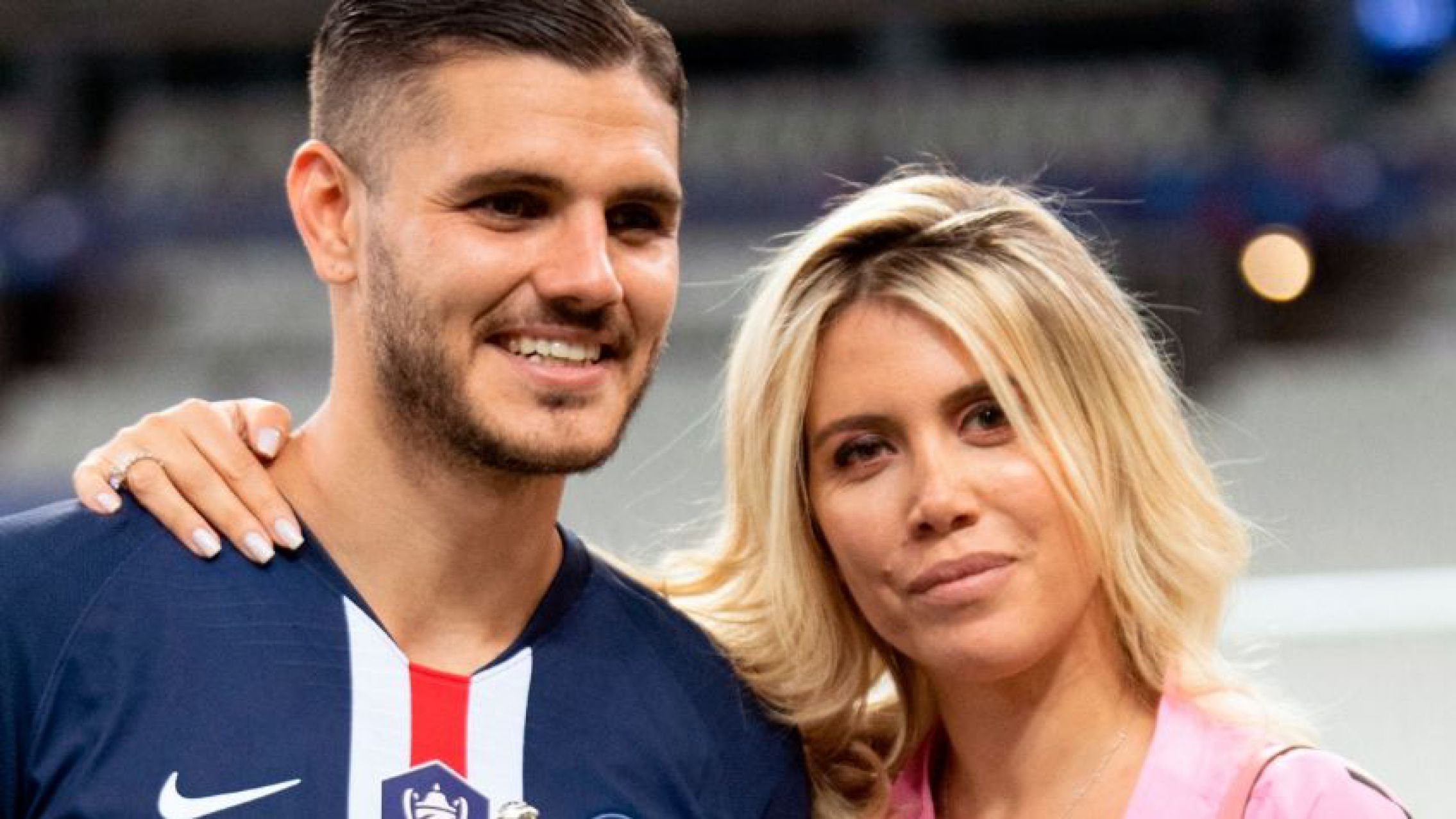 Icardi publicó una foto con Wanda y generó burlas en las redes