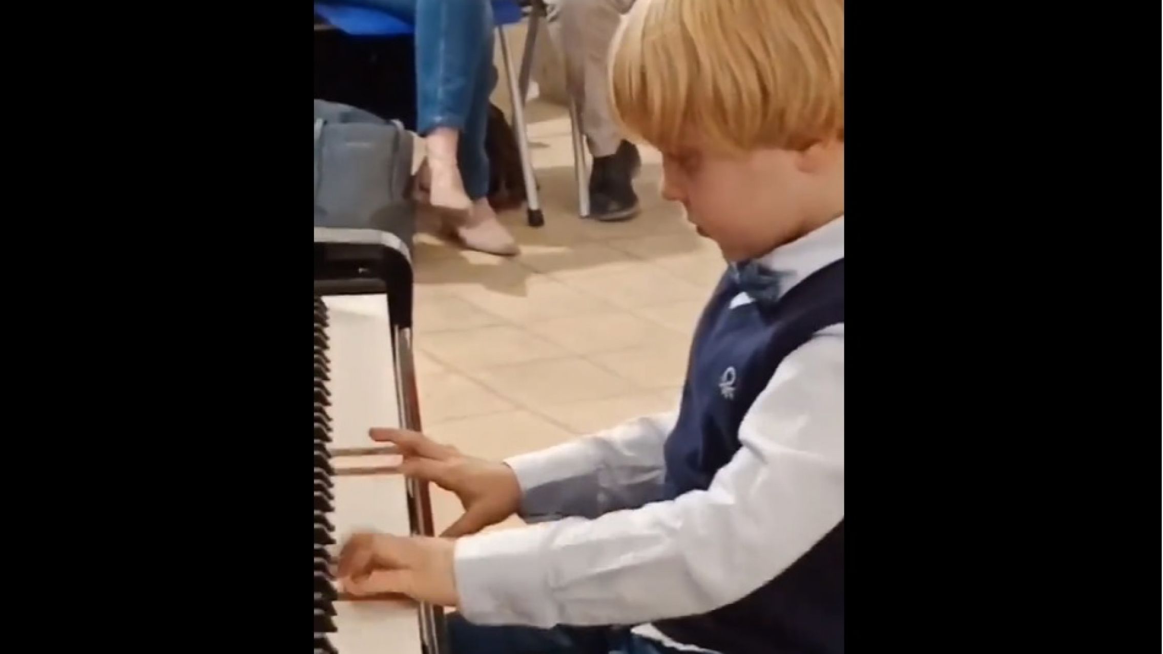 Un niño prodigio de 5 años sorprende al mundo: "Es la reencarnación de Mozart"