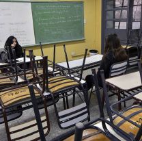 Mendoza: la policía pasó por las escuelas controlando la asistencia de docentes en paro