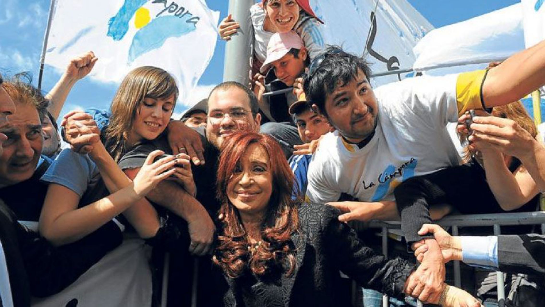 El kirchnerismo marcha a Parque Centenario en defensa de Cristina
