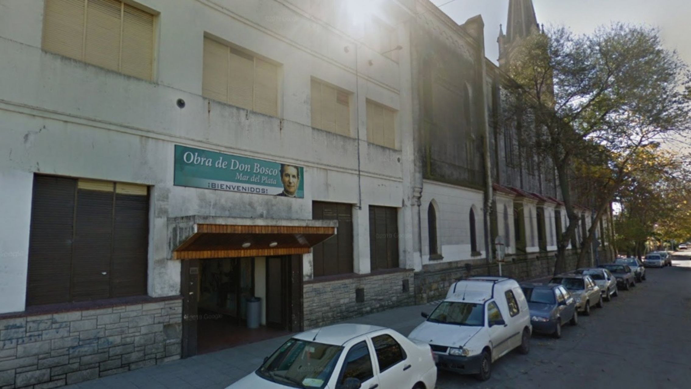 Tiene 15 años y quedó sorda por una explosión en un colegio para un reto de TikTok