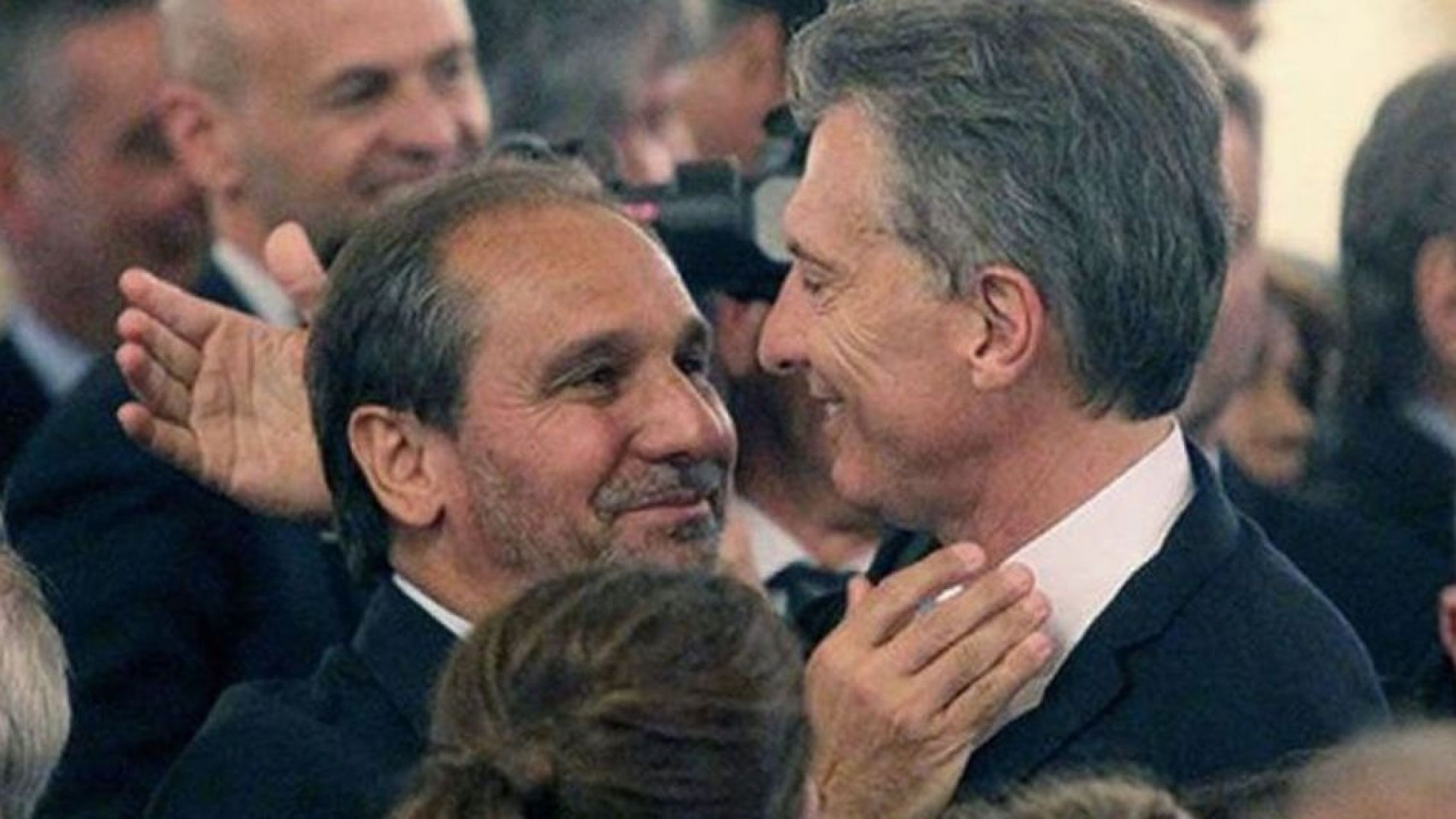 Cristina Kirchner mostró mensajes entre José López y un empresario amigo de Macri