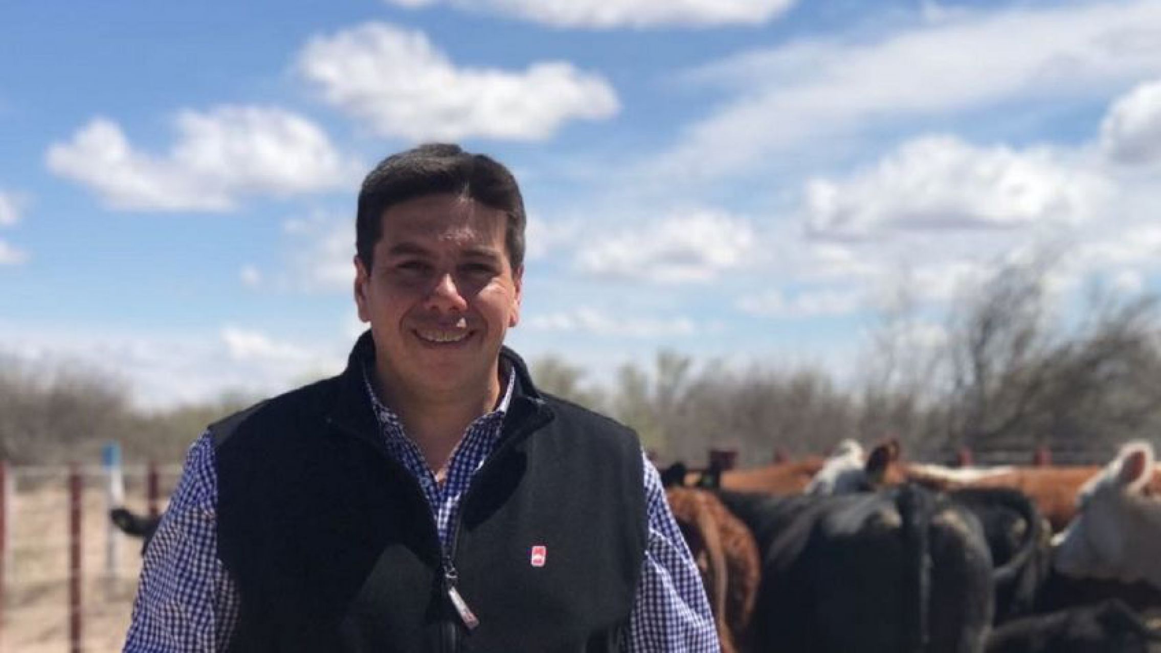 Era intendente y tras terminar su mandato lo pasaron a "planta permanente"