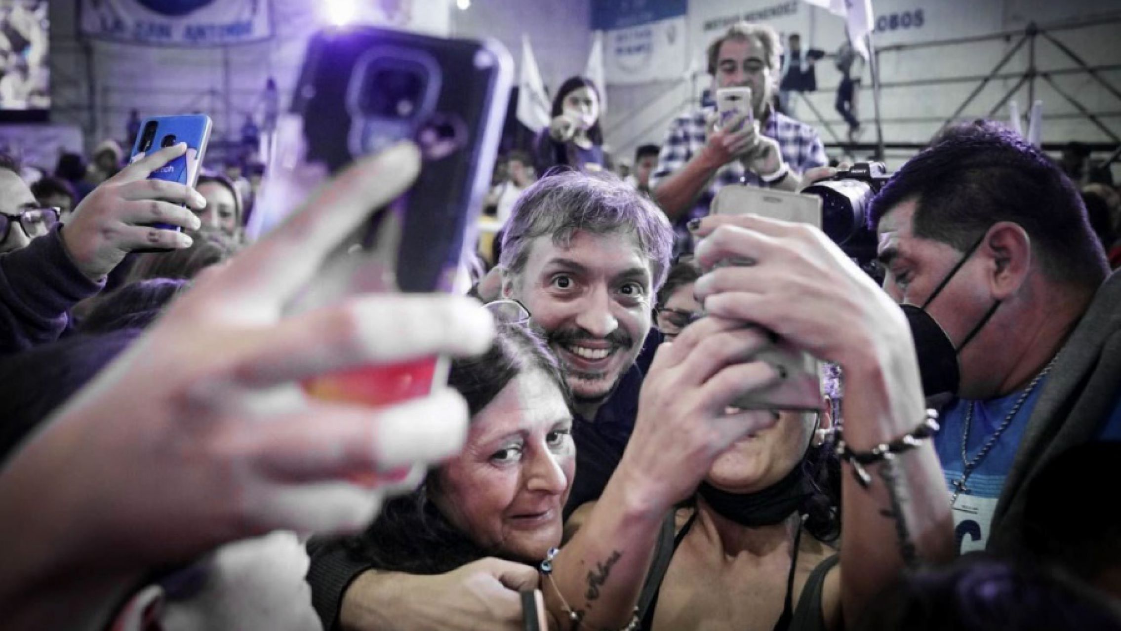 Máximo Kirchner dio la sorpresa y se sumó a la mesa del oficialismo