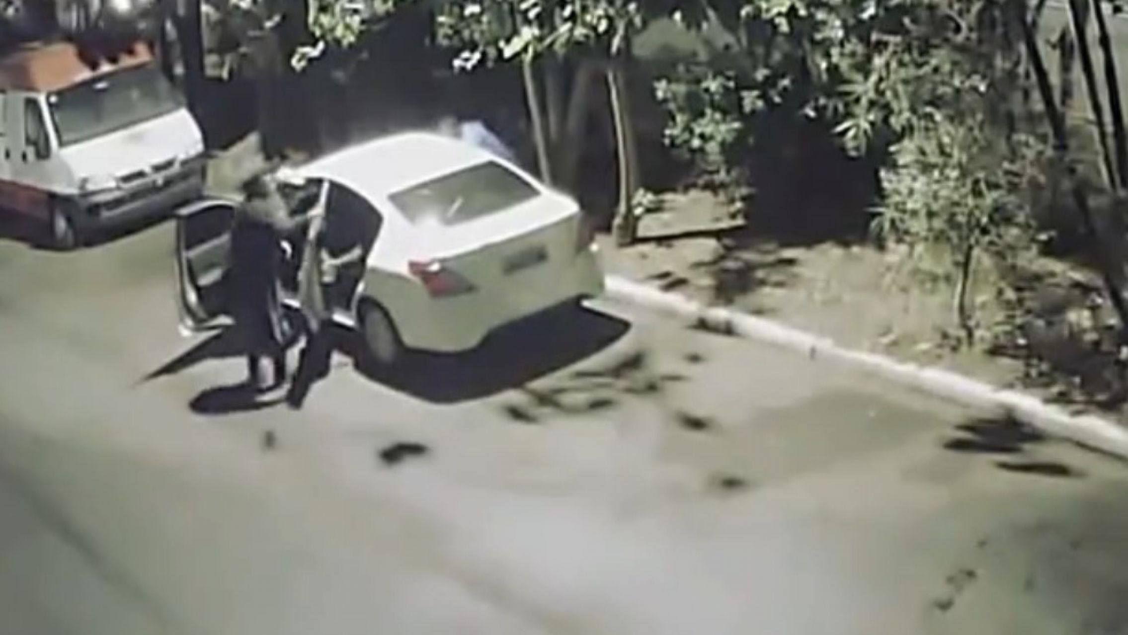 Inseguridad: hacían "el delicioso" sobre el auto y los sorprendieron unos ladrones